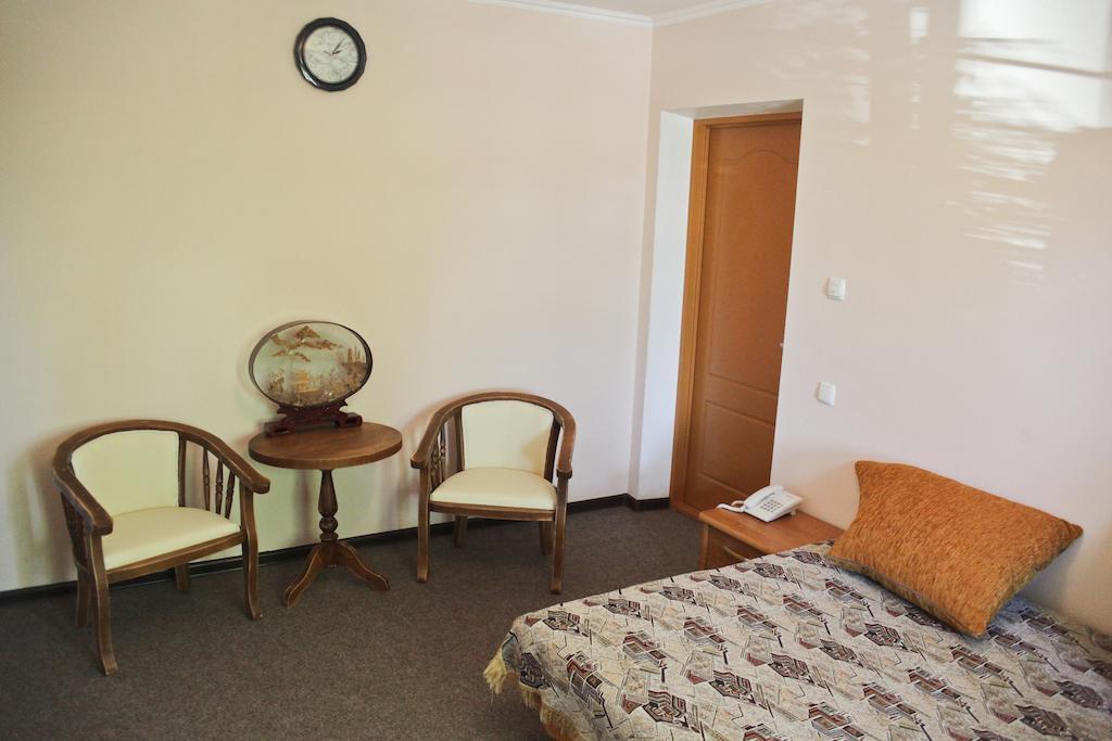 Hotel Cowboy Oděsa Pokoj fotografie